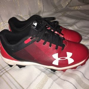 Under armor cleats